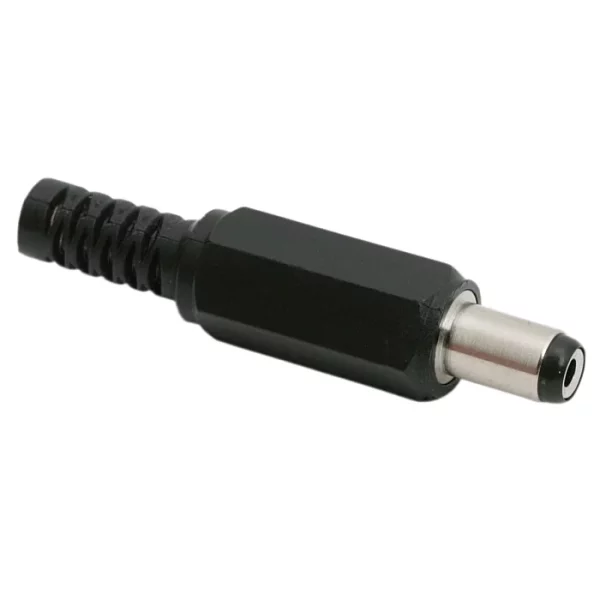 DC plug with strain relief 05149