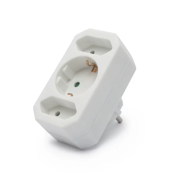Wall-distributor with 1 + 2 socket Delight 05682