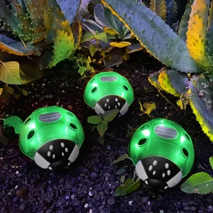Szolár katicabogár - zöld - 14,5 x 12 x 6 cm - 6 melegfehér LED Garden of Eden 11764B