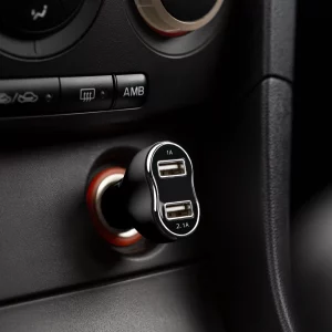 Autós szivargyújtó adapter - 2 x USB - fekete MNC 55054BK