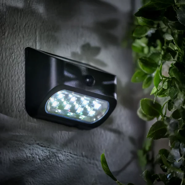 Mozgásérzékelős szolár lámpa - 14 x 6,5 x 10 cm - 8 x SMD LED Garden of Eden 55282