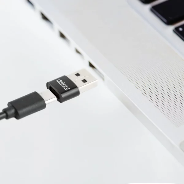 Adapter - Type-C / USB-A - 2,4A - 5V Delight 55556BK